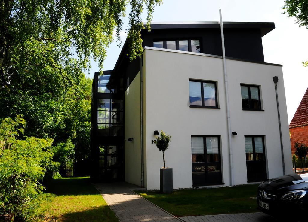 Hotel Blankenese Hamburg-Harburg Exteriör bild