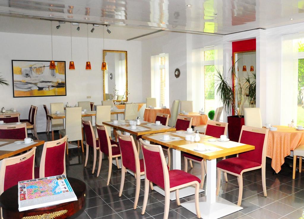 Hotel Blankenese Hamburg-Harburg Exteriör bild